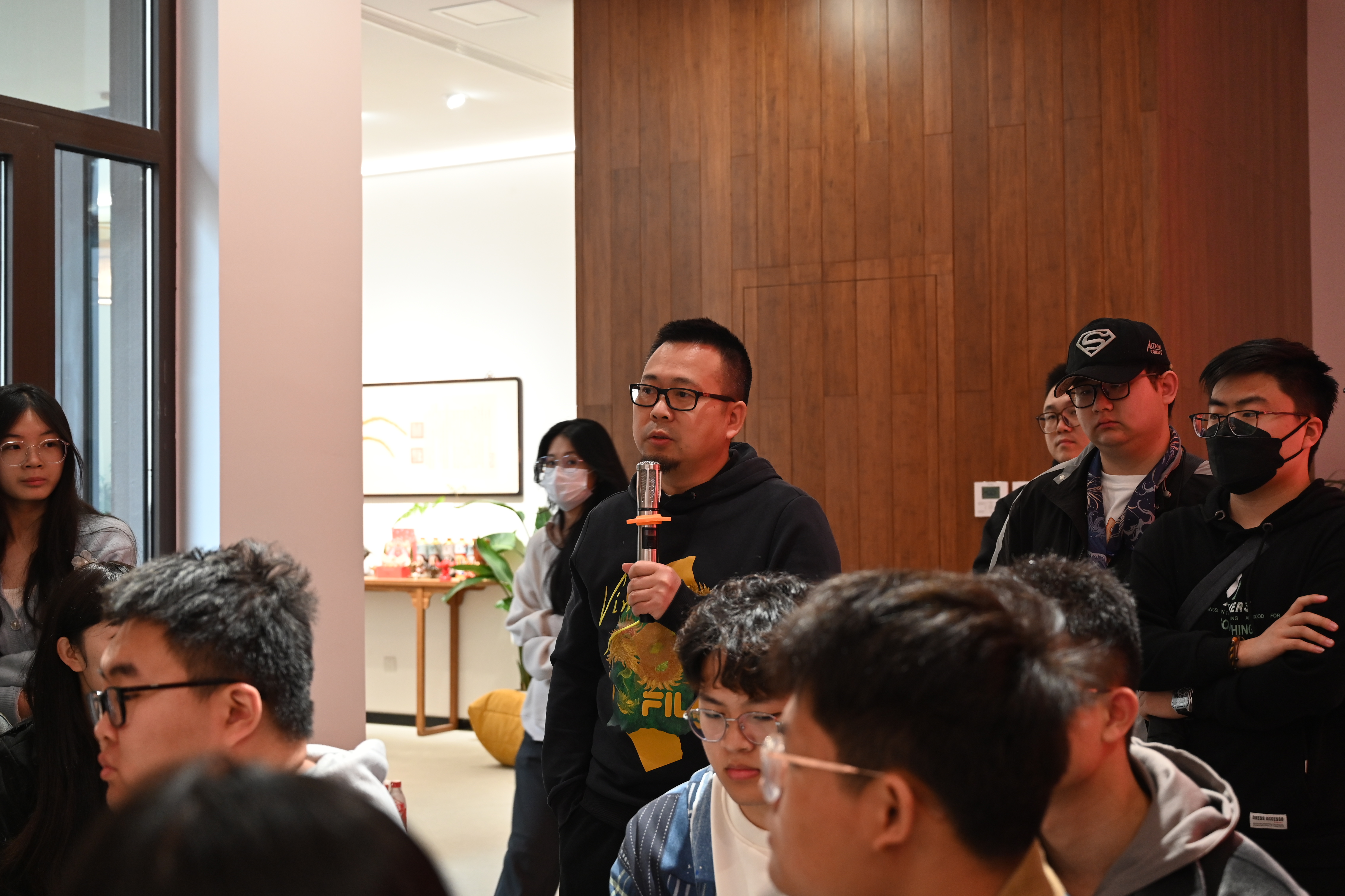 西安翻譯學(xué)院視覺(jué)傳達(dá)系 西安翻譯學(xué)院視覺(jué)傳達(dá)系