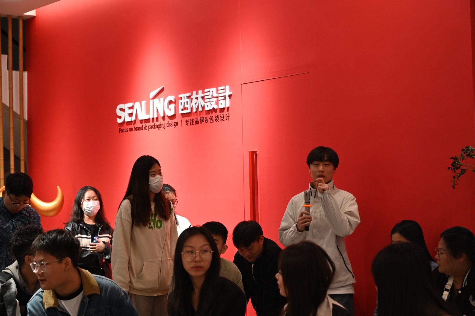 西安翻譯學(xué)院視覺(jué)傳達(dá)系 西安翻譯學(xué)院視覺(jué)傳達(dá)系