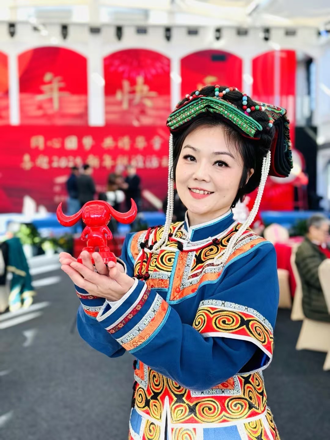 北京西林設(shè)計瓦斯牛IP 北京西林設(shè)計瓦斯牛IP