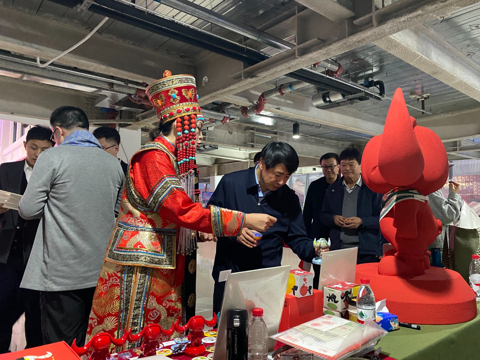 北京西林設(shè)計瓦斯牛IP 北京西林設(shè)計瓦斯牛IP